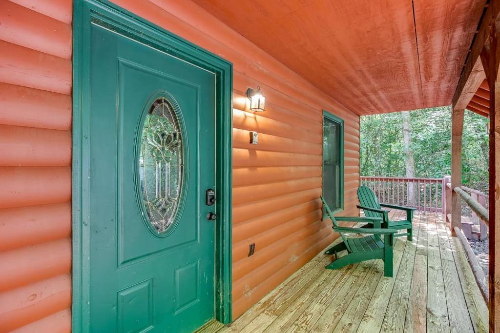 Cabin With Jacuzzi & Hydrotherapy Spanear Helen Cleveland Extérieur photo